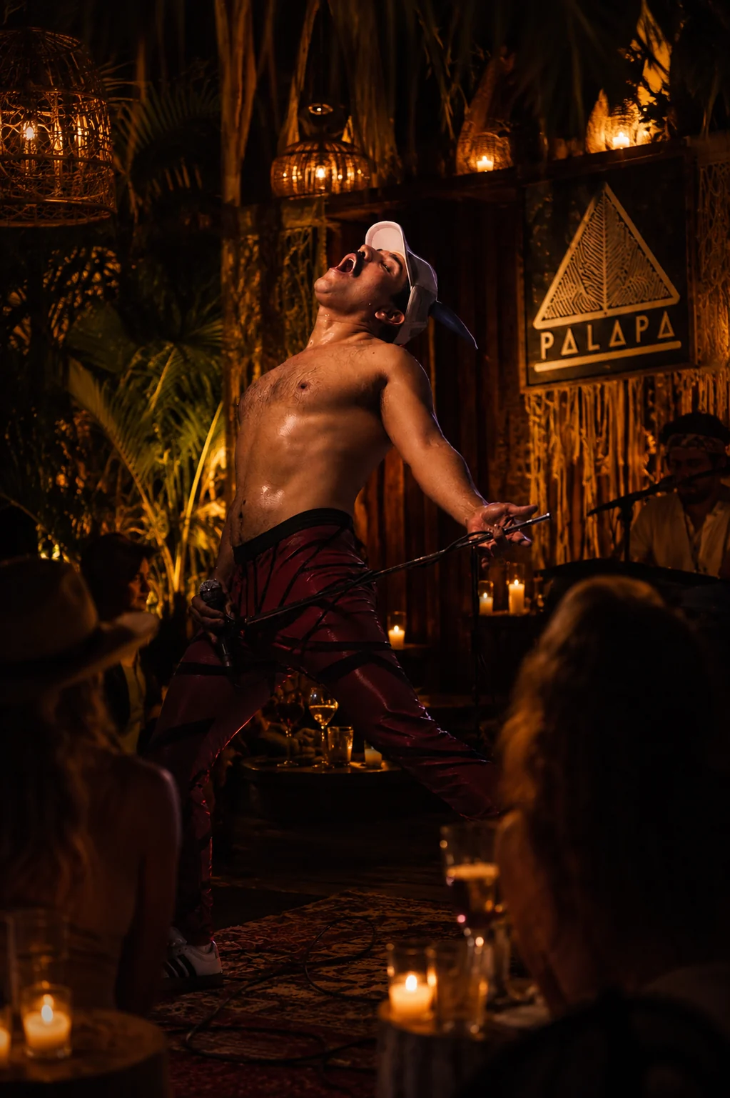 Roy Cruz performing the Freddie Mercury tribute live at Palapa, Miami