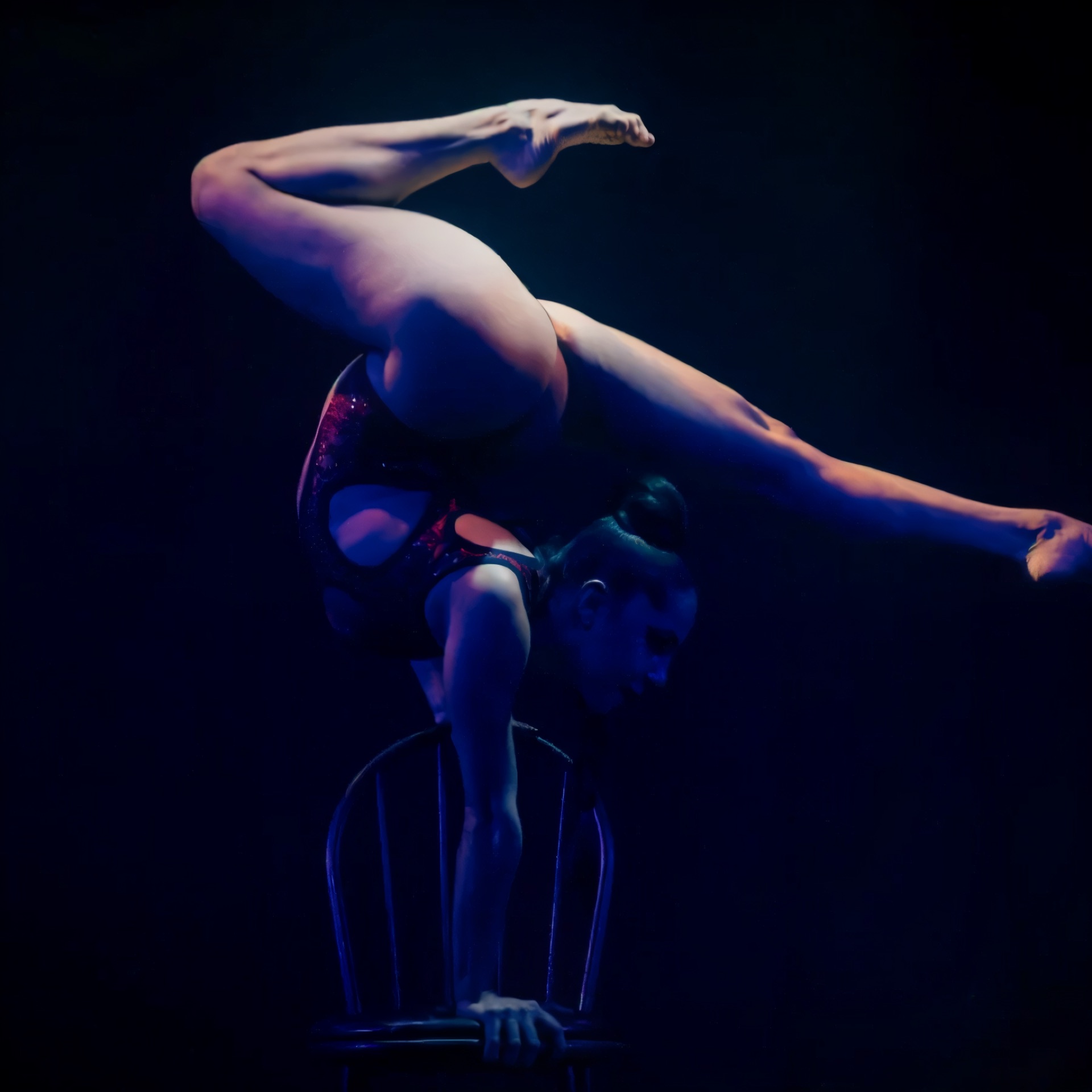TEASE stage spectacle